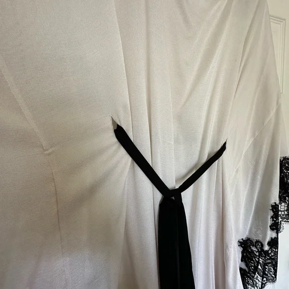 Rosamosario 100% Raw Silk Kaftan & Black Chantilly Lace “Natural Beauty” Large - Picture 11 of 17